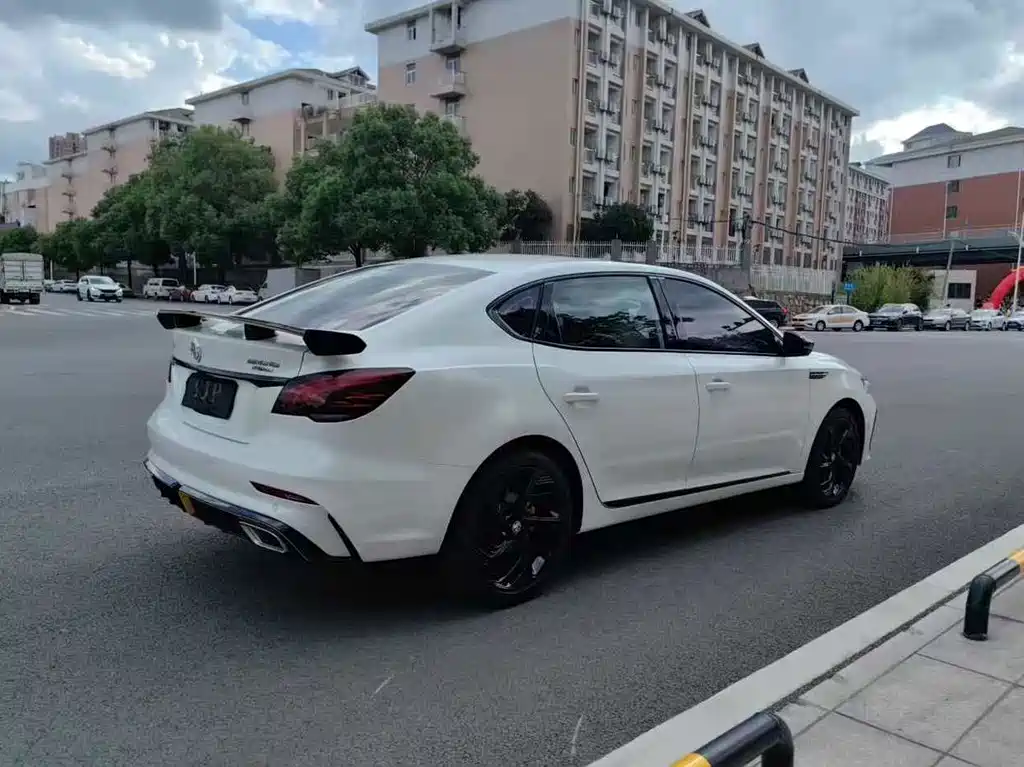MG MG6 — миниатюра 8