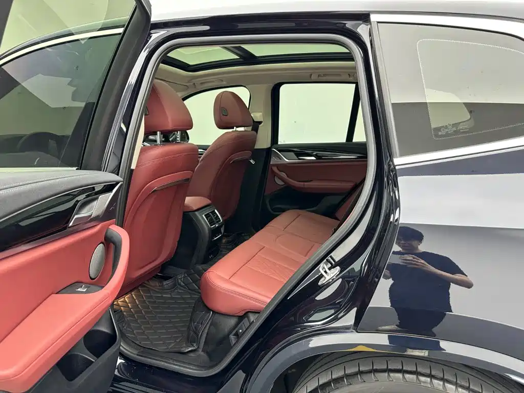 BMW iX3 — миниатюра 14