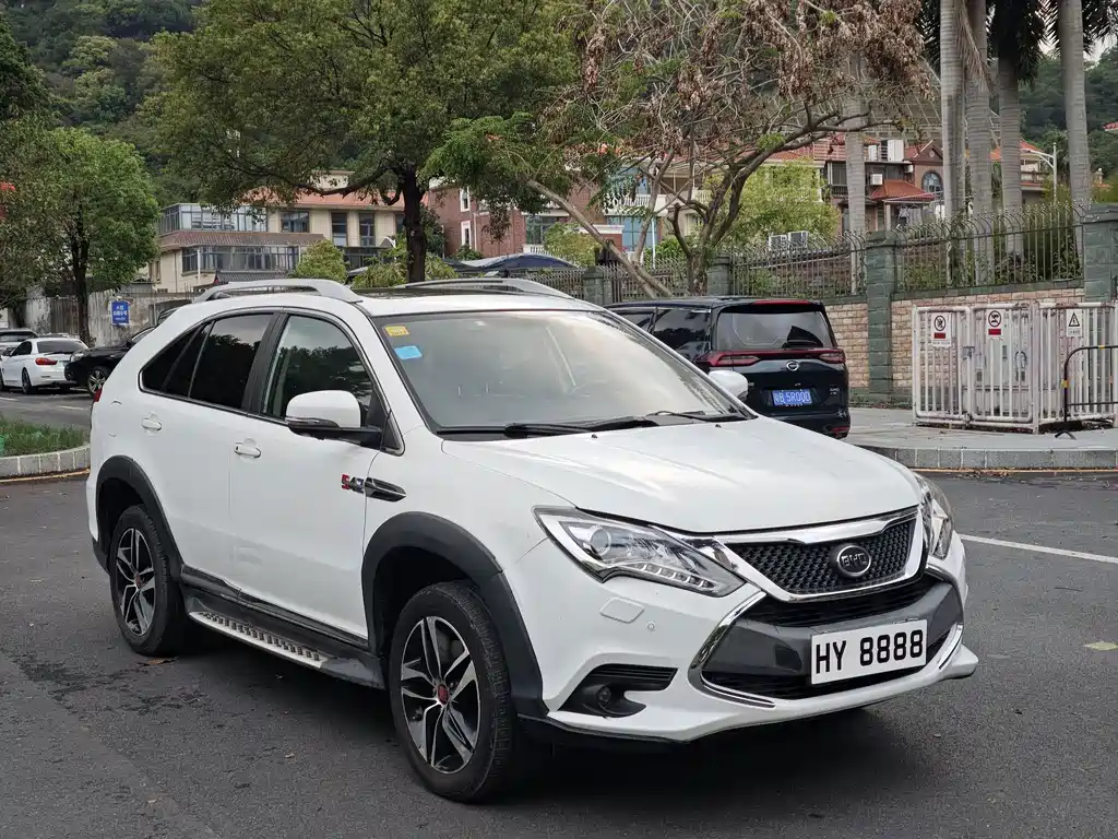 BYD Tang New Energy — миниатюра 3