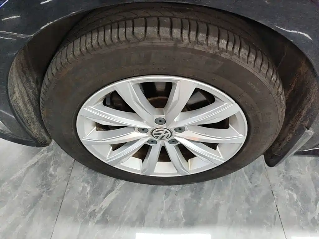 Volkswagen Passat — миниатюра 23