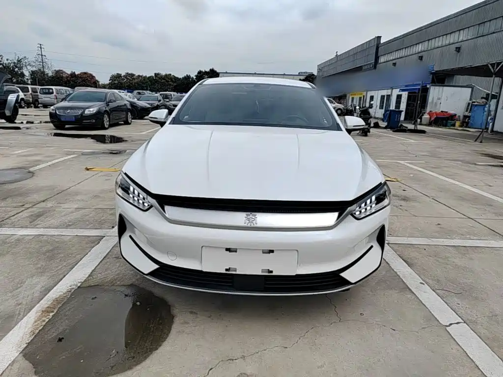 BYD Qin PLUS — миниатюра 3