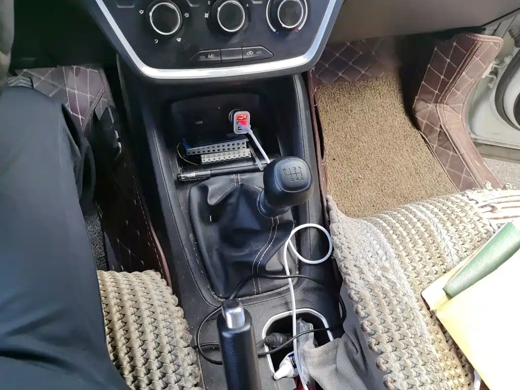 Wuling Hongguang S3 — миниатюра 10
