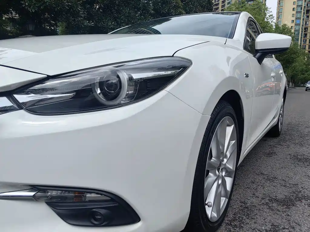 Mazda 3 Axela — миниатюра 15