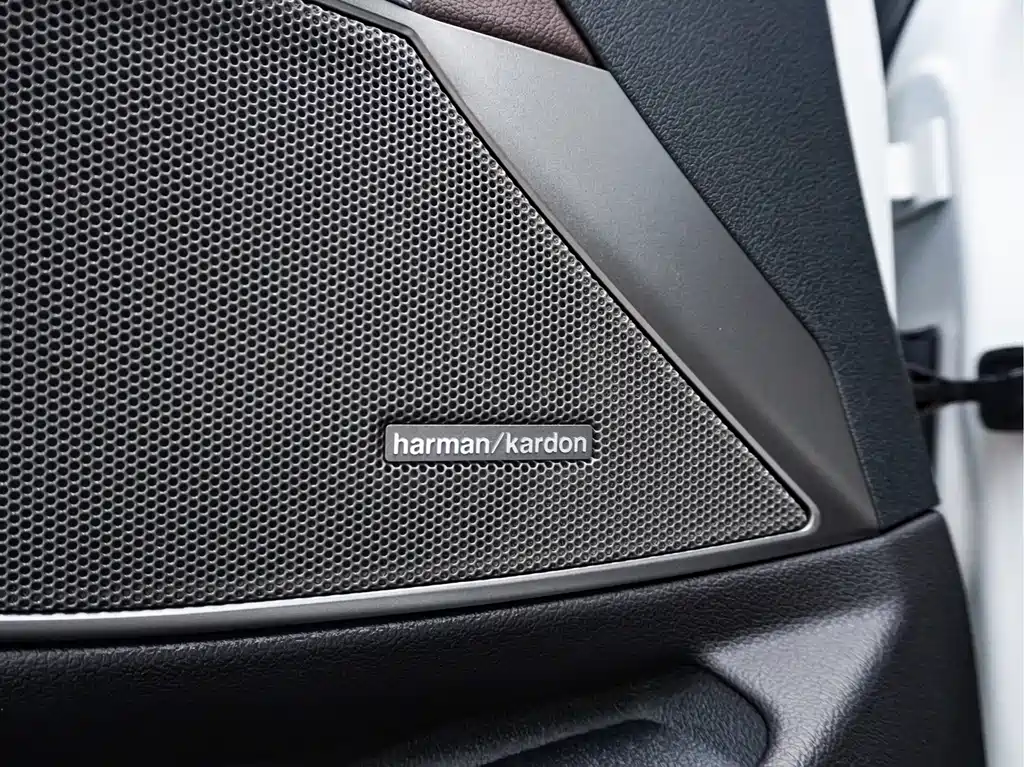 BMW 3 Series — миниатюра 10