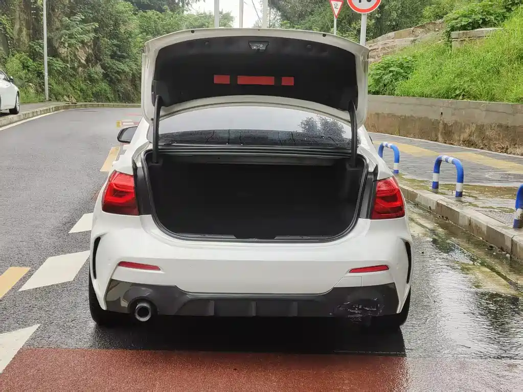 BMW 1 Series — миниатюра 17