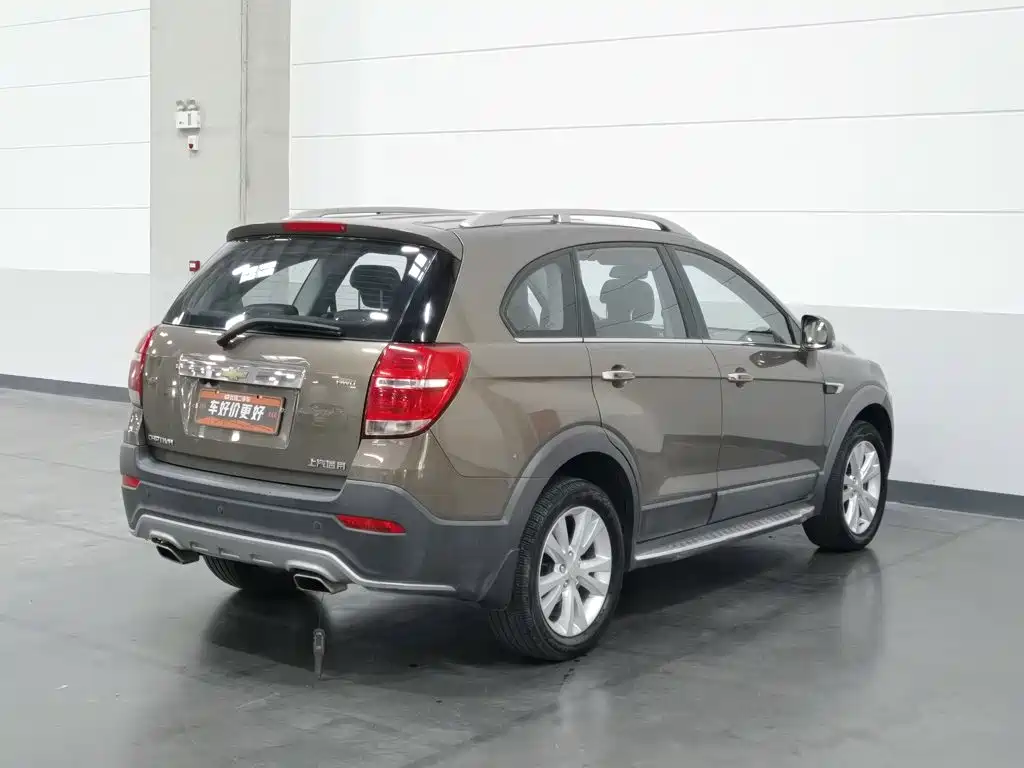Chevrolet Captiva — миниатюра 2