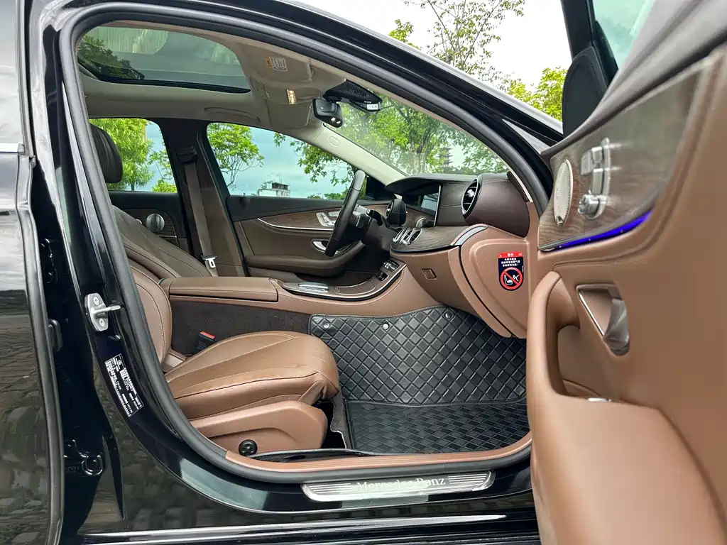 Mercedes-Benz E-Class E 2022 E 300 L Luxury