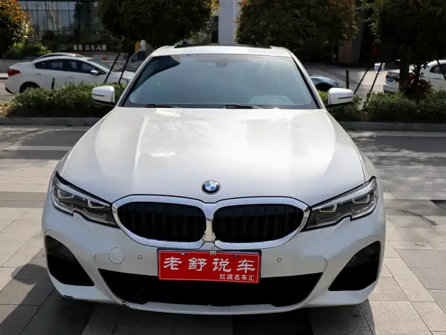 BMW  3 SERIES