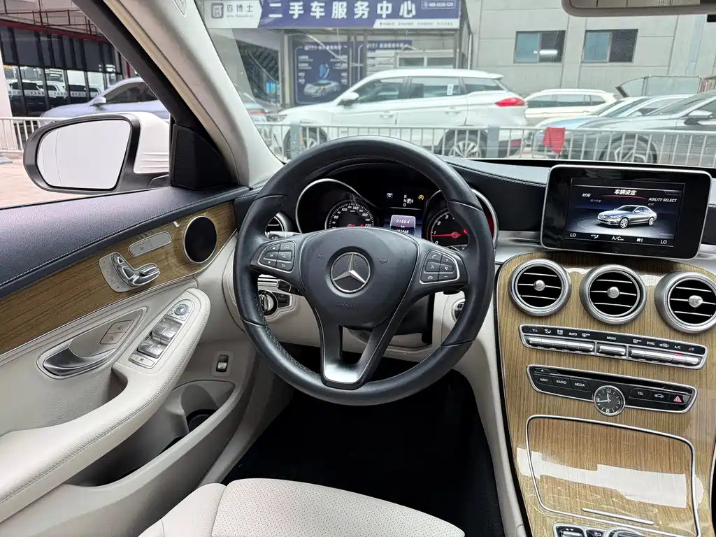 MERCEDES-BENZ C CLASS