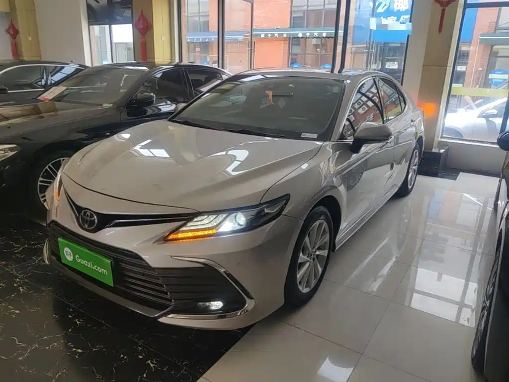 Toyota Camry 2021