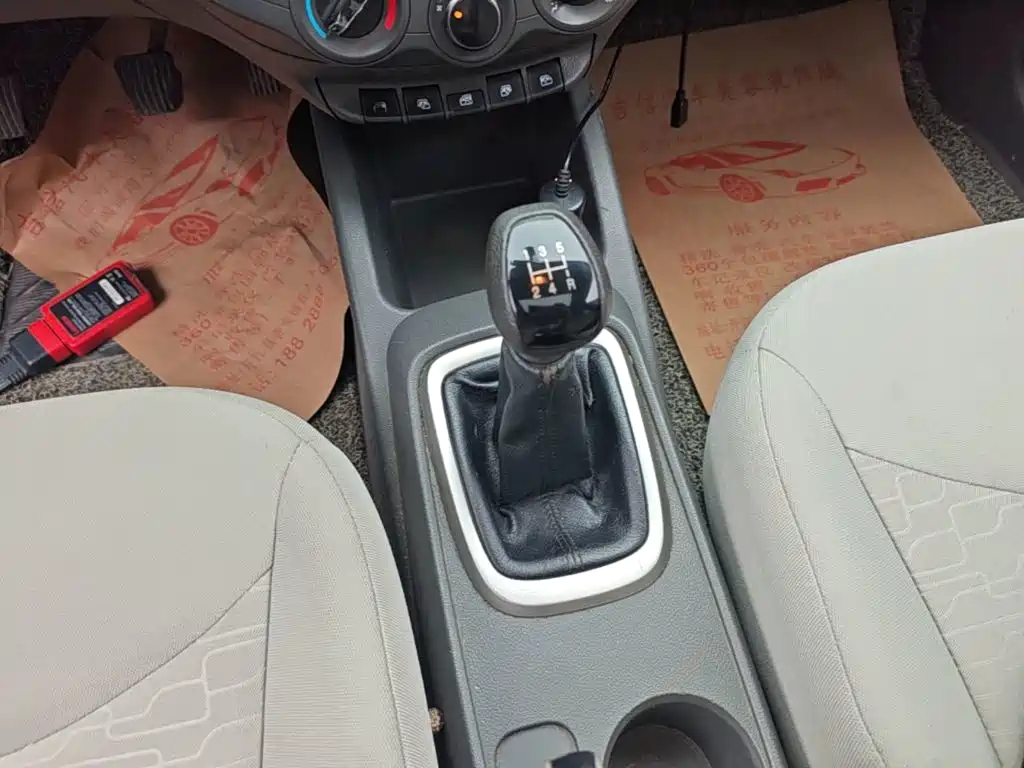 Chevrolet Sail — миниатюра 14