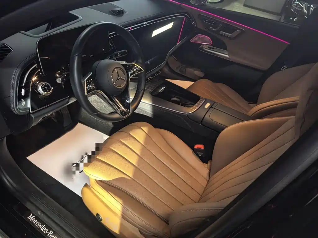 Mercedes-Benz E-Class — миниатюра 9
