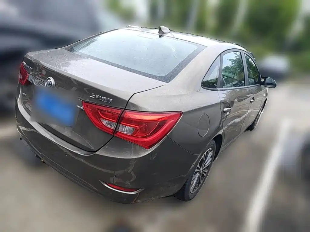 Buick Excelle — миниатюра 10