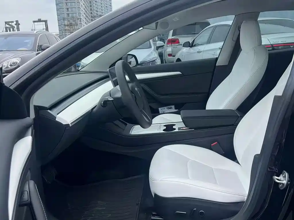 Tesla Model 3 — фотографии объявления, Фото 6