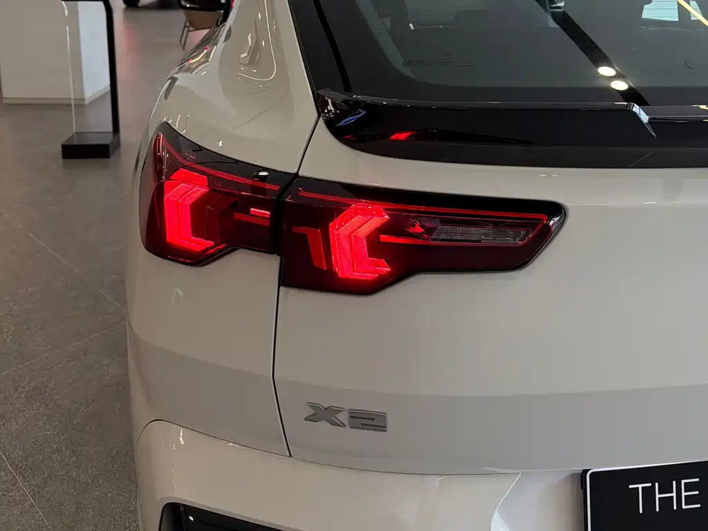BMW X2 M35i 2024 M35i