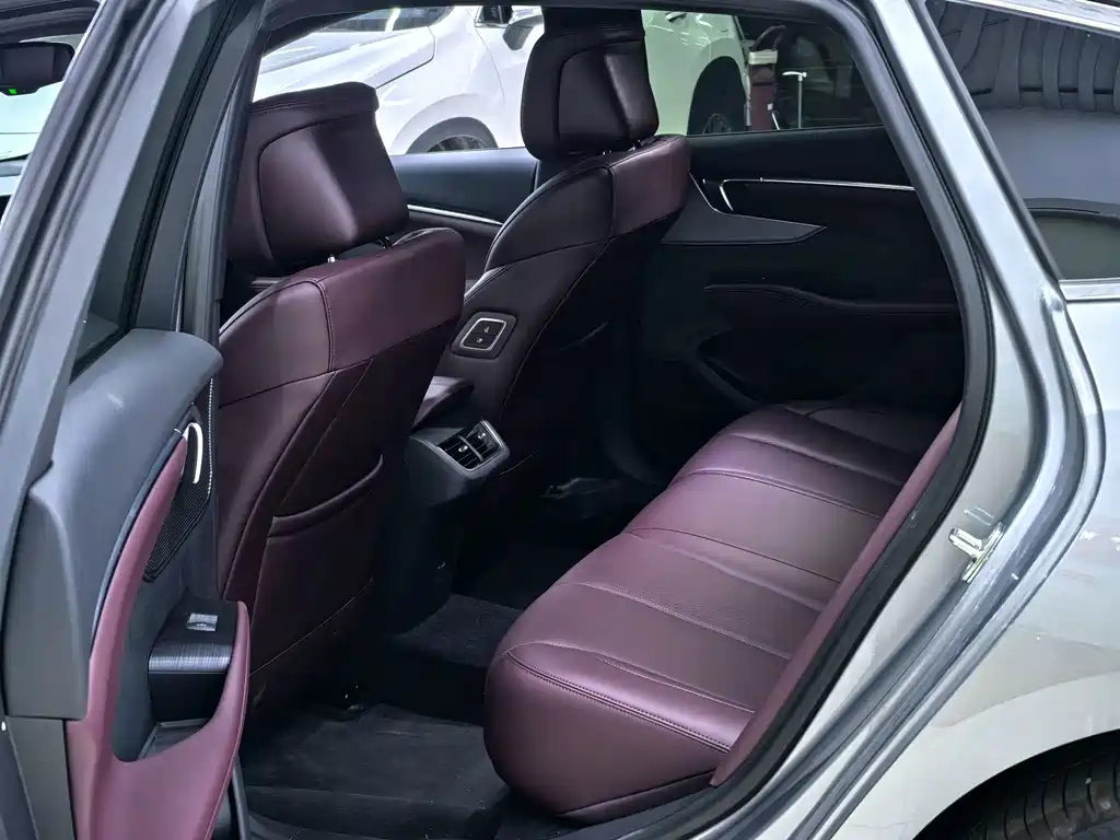 Buick LaCrosse — миниатюра 10