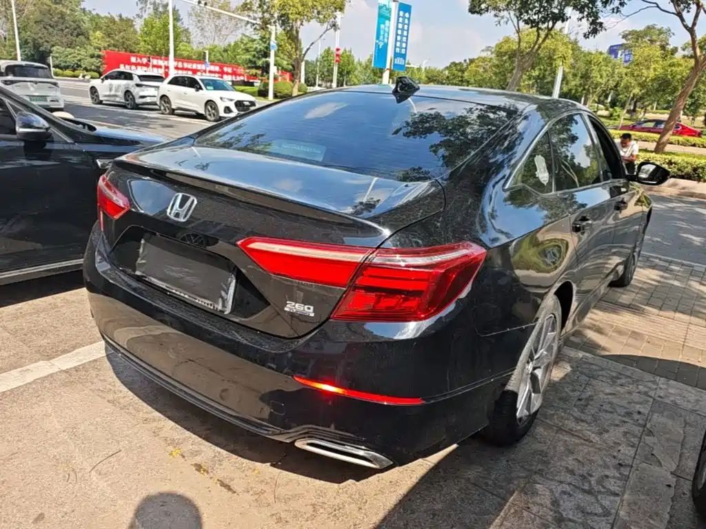 Honda Inspire — миниатюра 7