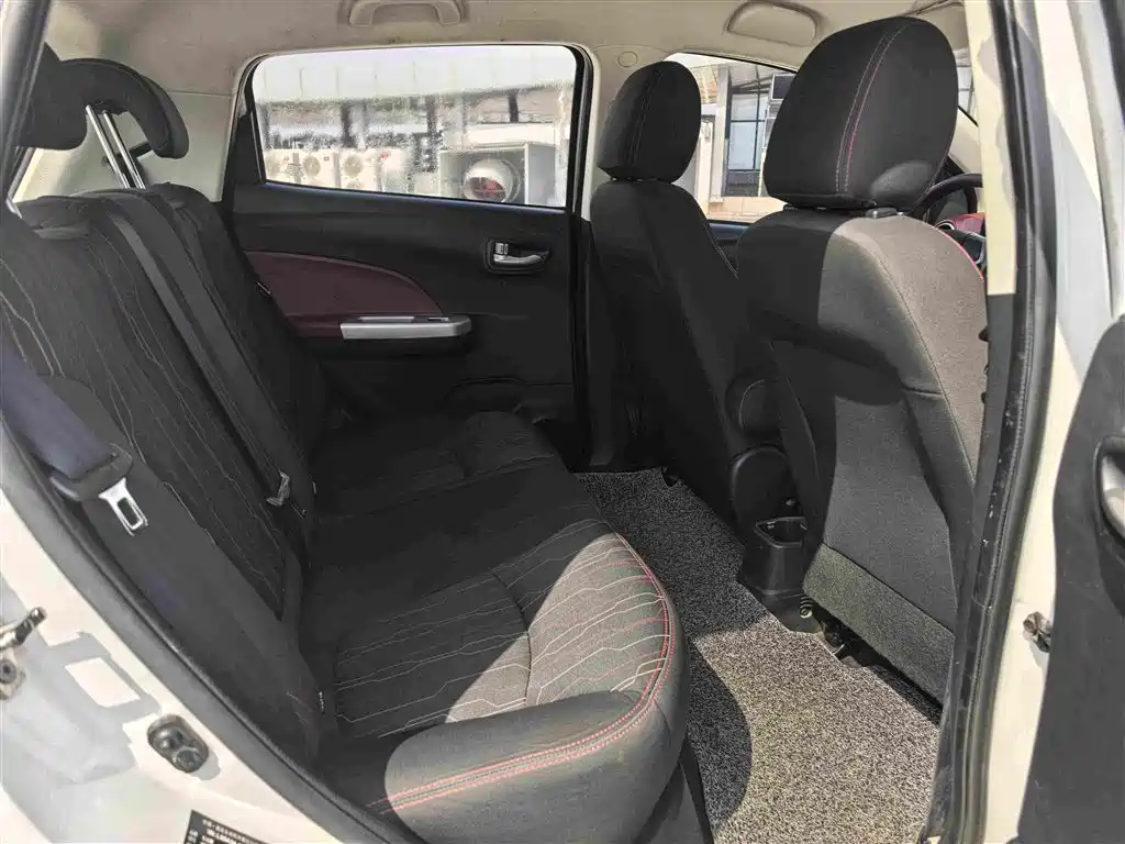 Changan EV — миниатюра 12