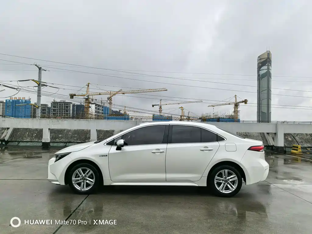 Toyota Corolla Levin 2019 1.8H E-CVT Luxury V
