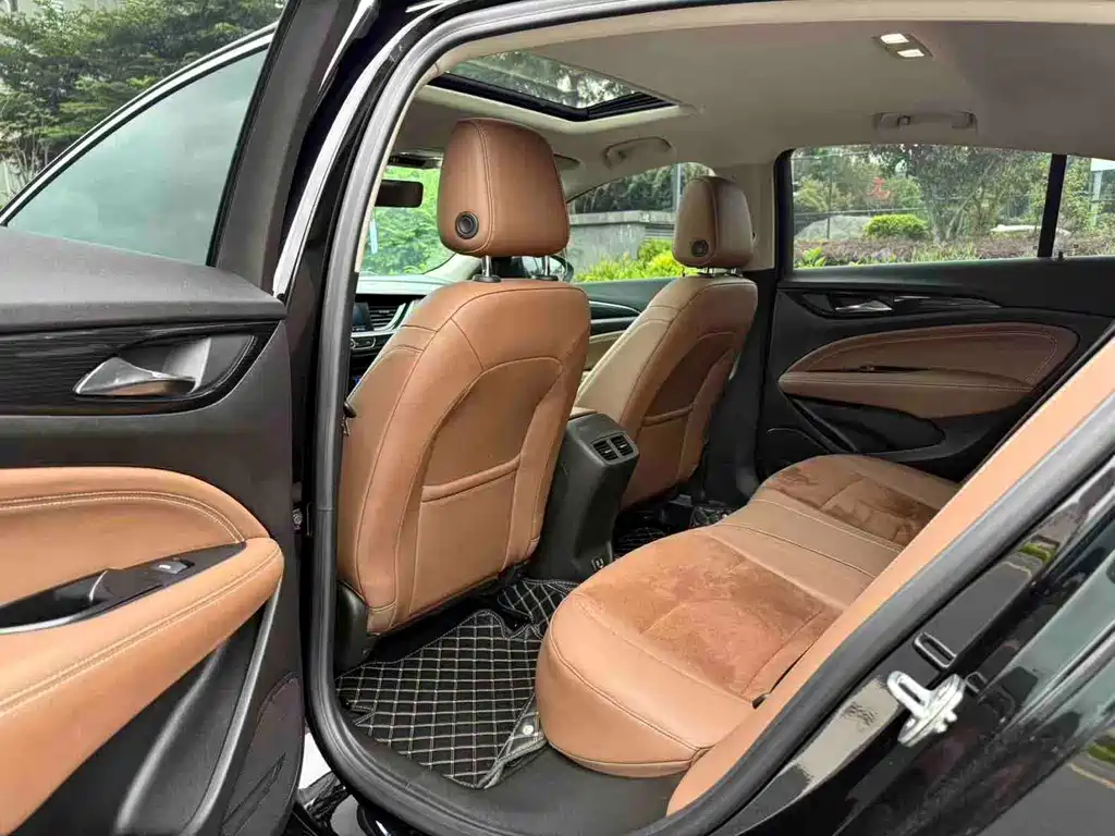 Buick Regal — миниатюра 7