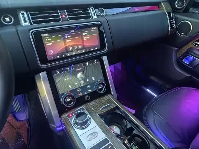 Land Rover Range Rover — миниатюра 6