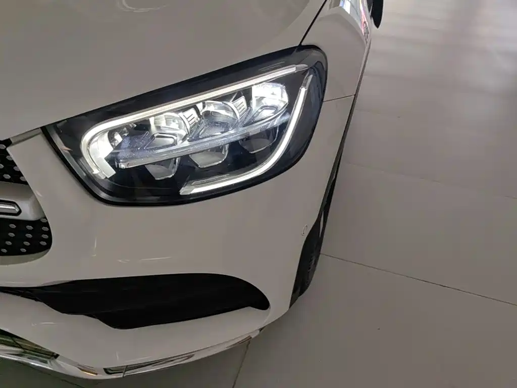 Mercedes-Benz GLC — миниатюра 24