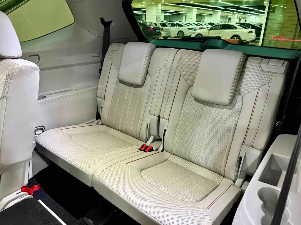 Volkswagen Teramont — миниатюра 9