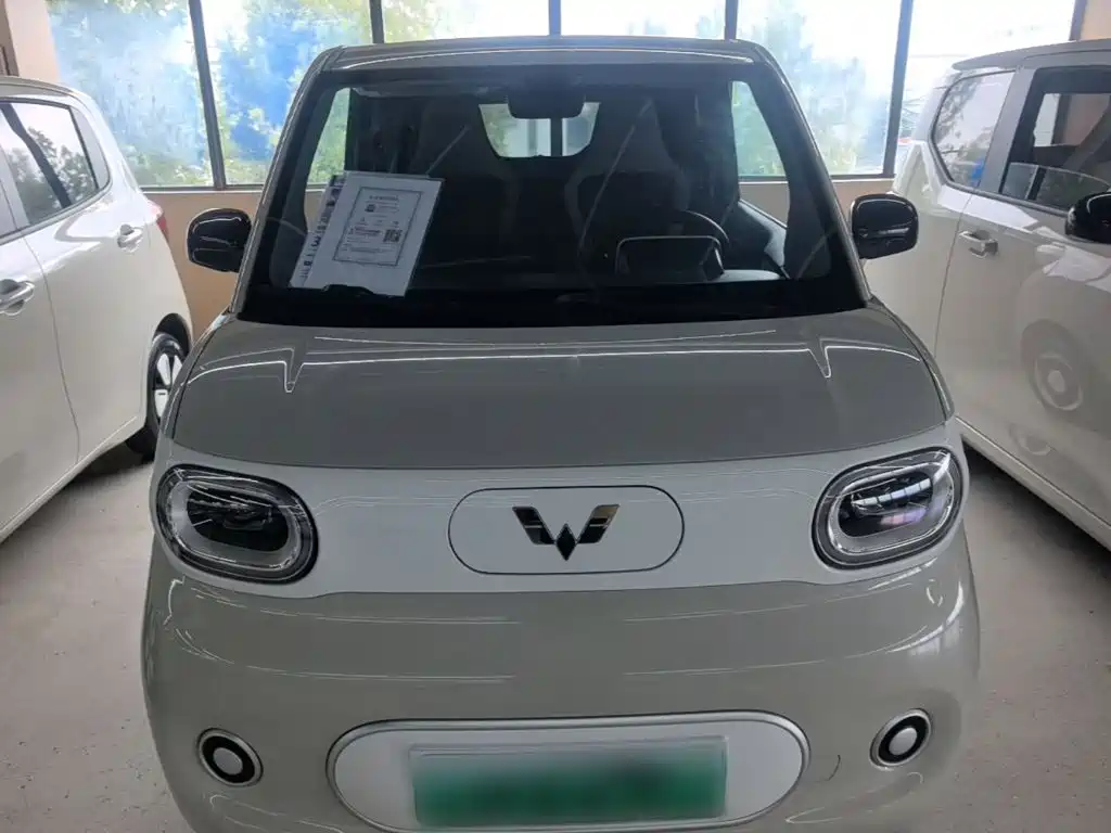 Wuling MINIEV — миниатюра 3