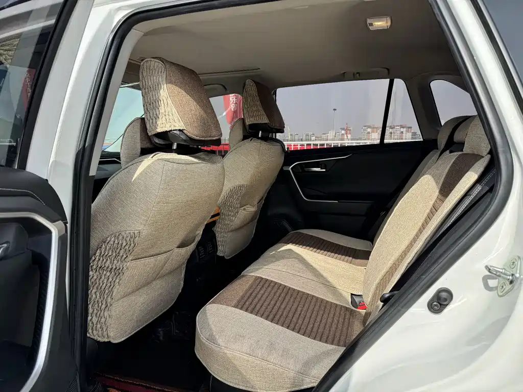 TOYOTA RAV4 RONGFANG