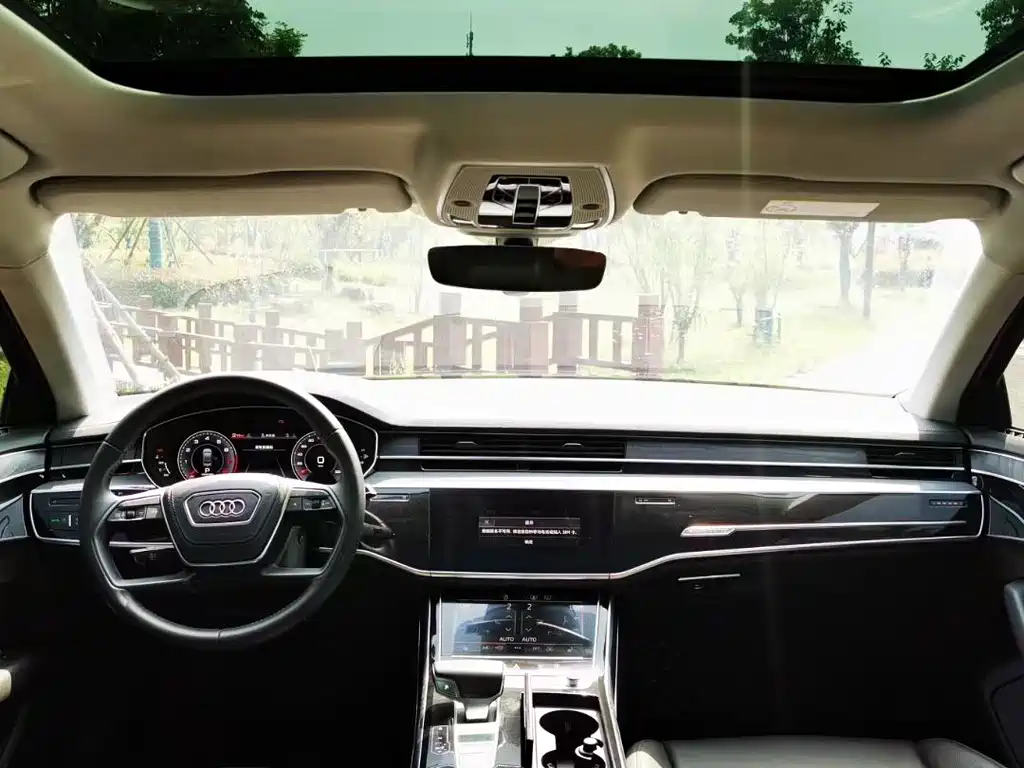 Audi A8 — миниатюра 4
