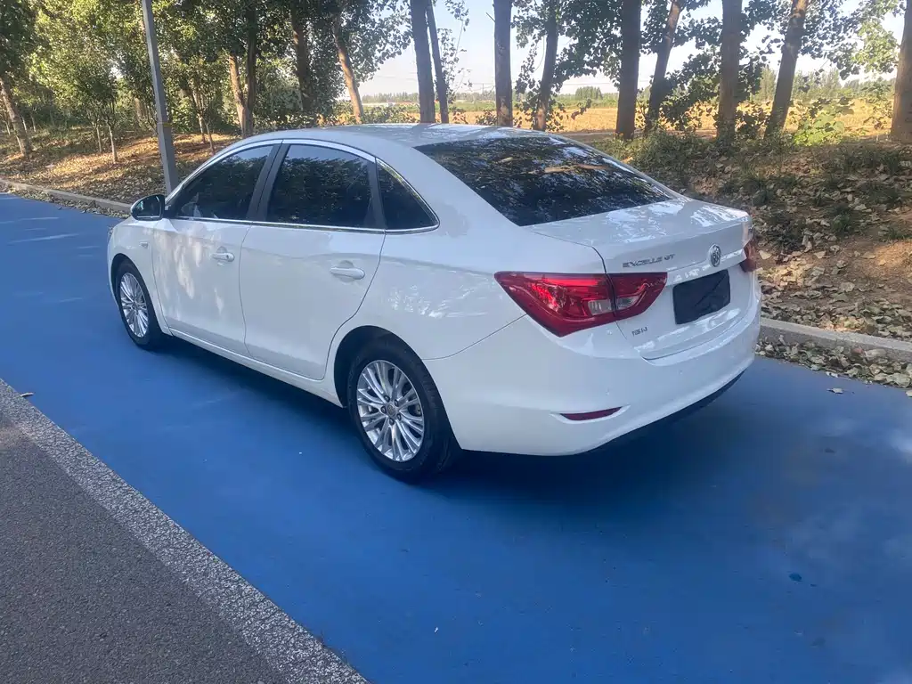 Buick Excelle — миниатюра 5