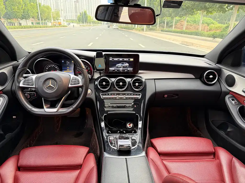 Mercedes-Benz C-Class — миниатюра 9