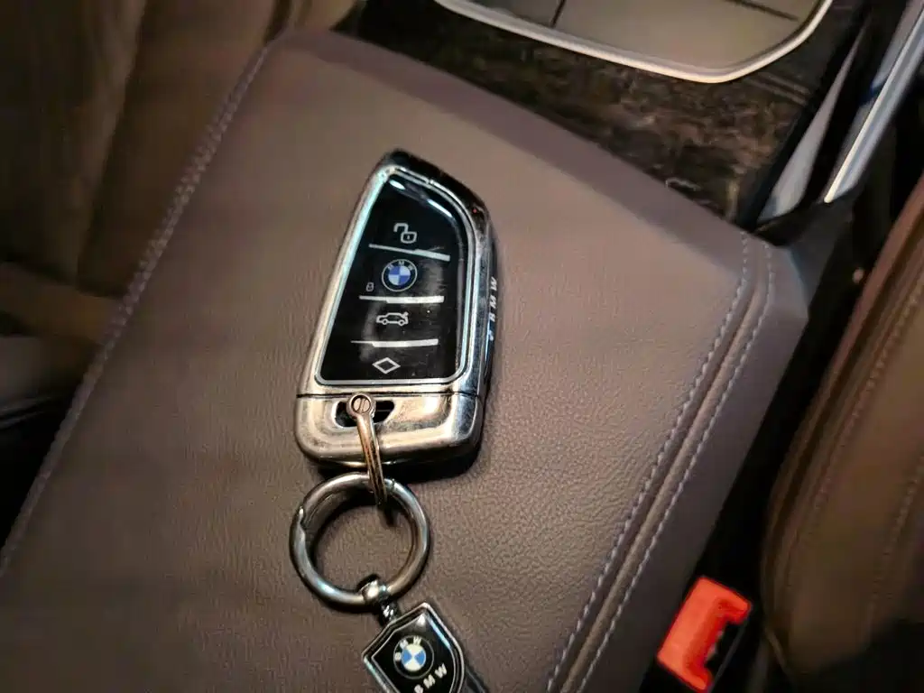 BMW 3 Series — миниатюра 9