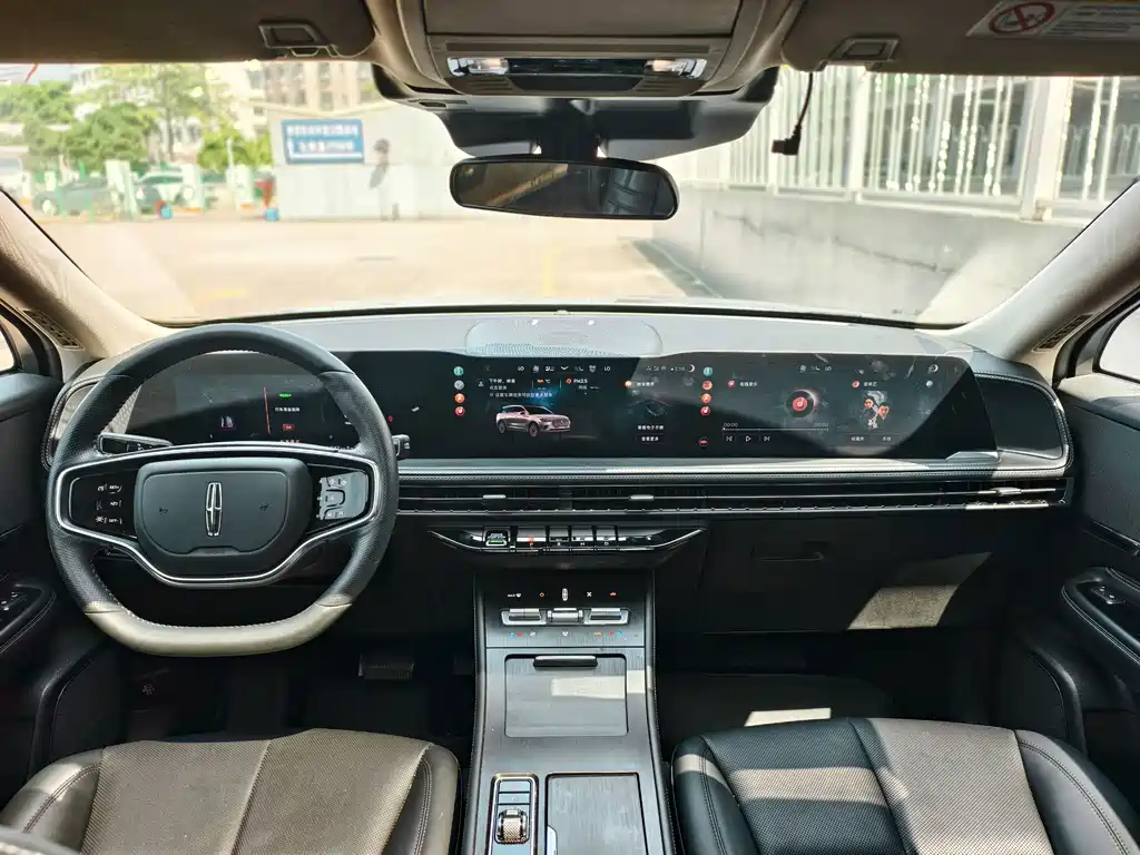Lincoln Corsair — миниатюра 11
