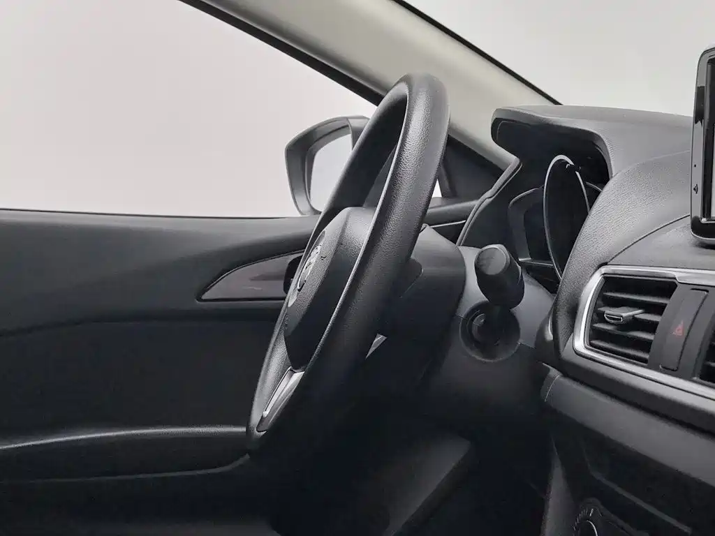 Mazda 3 Axela — миниатюра 22