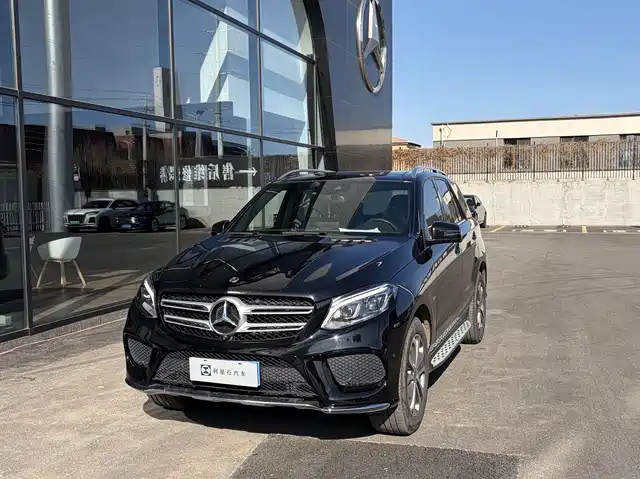 MERCEDES-BENZ GLE