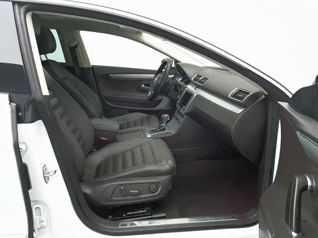Volkswagen CC — миниатюра 23