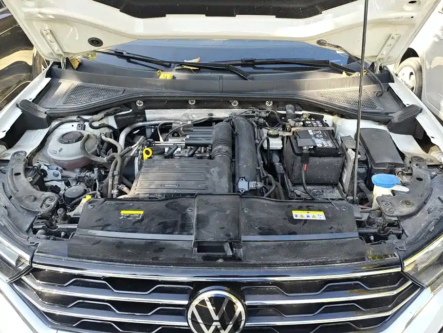 Volkswagen T-Roc — миниатюра 10