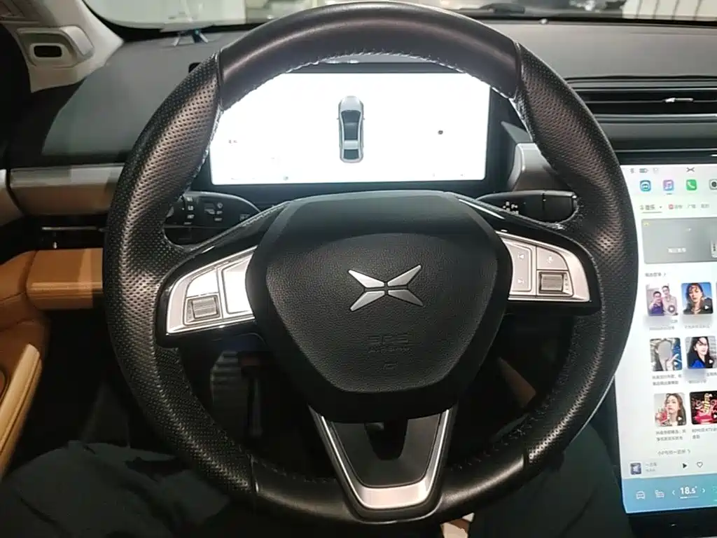 XPeng P5 — миниатюра 11