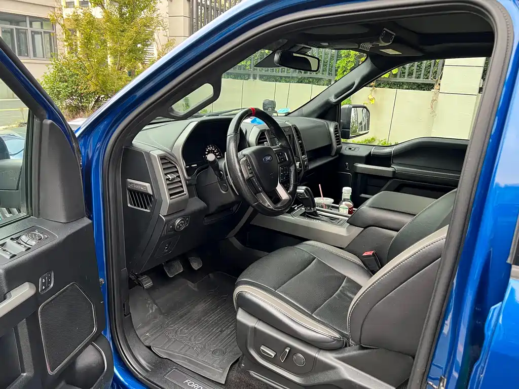 Ford F-150 Raptor — миниатюра 8