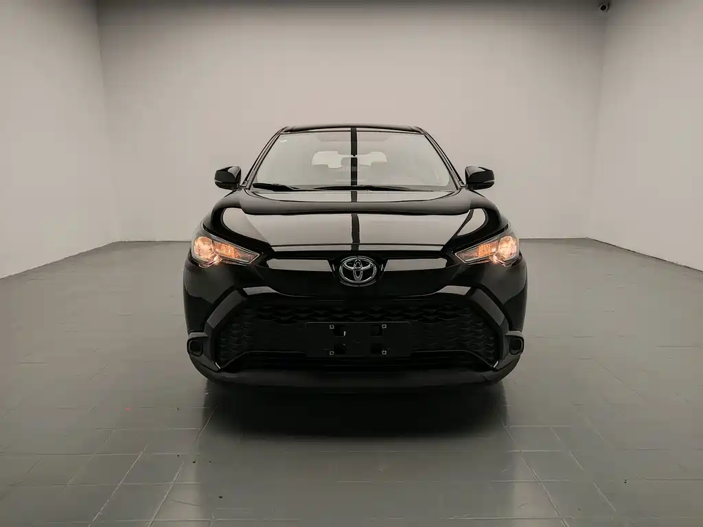 Toyota Frontlander — миниатюра 2
