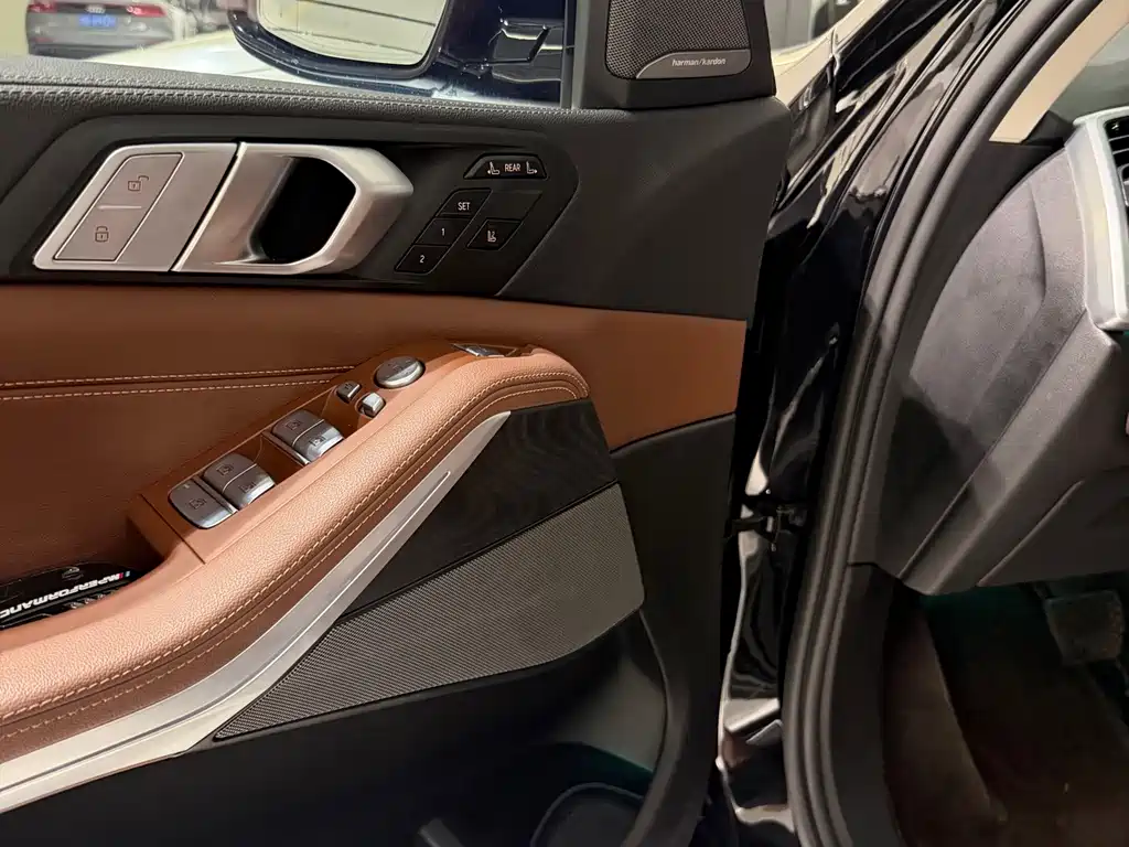 BMW X7 — миниатюра 15