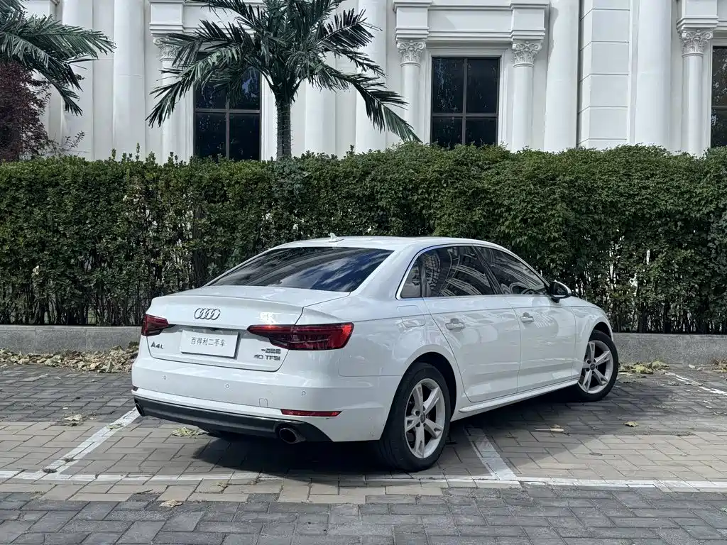 Audi A4L — миниатюра 8