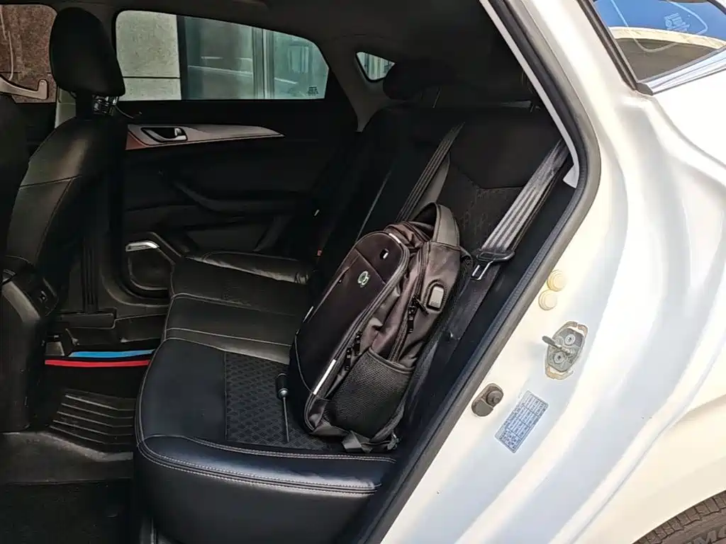 Changan Eado XT — миниатюра 17