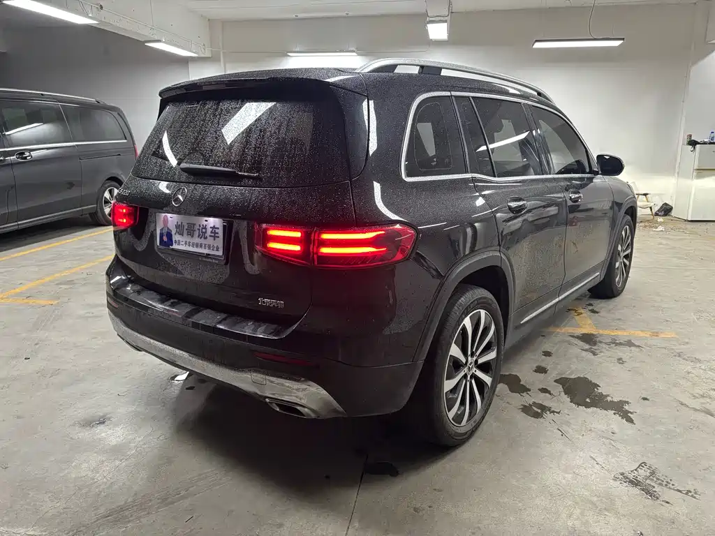 Mercedes-Benz GLB — миниатюра 7