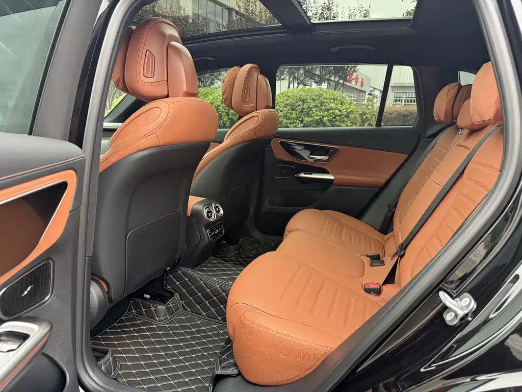 Mercedes-Benz GLC — миниатюра 9