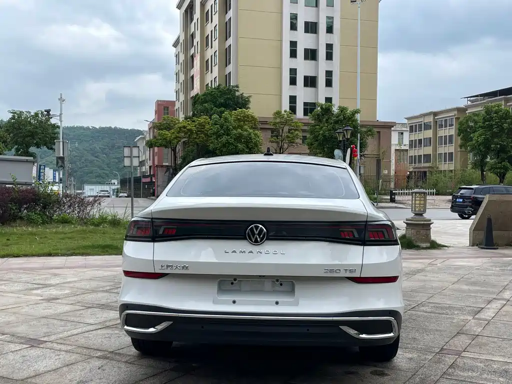 Volkswagen Lamando — миниатюра 11