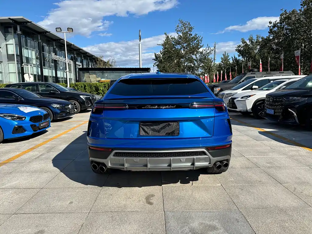Lamborghini Urus — миниатюра 5