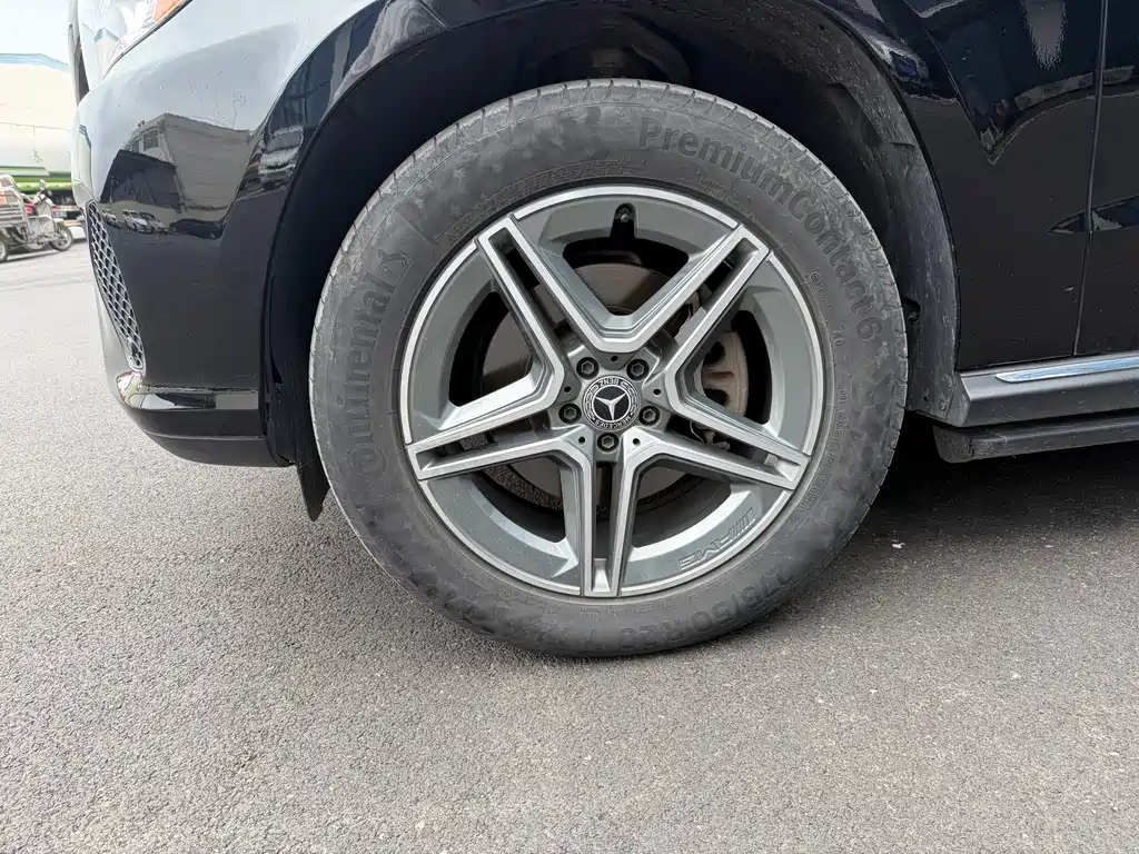 Mercedes-Benz GLS — миниатюра 2