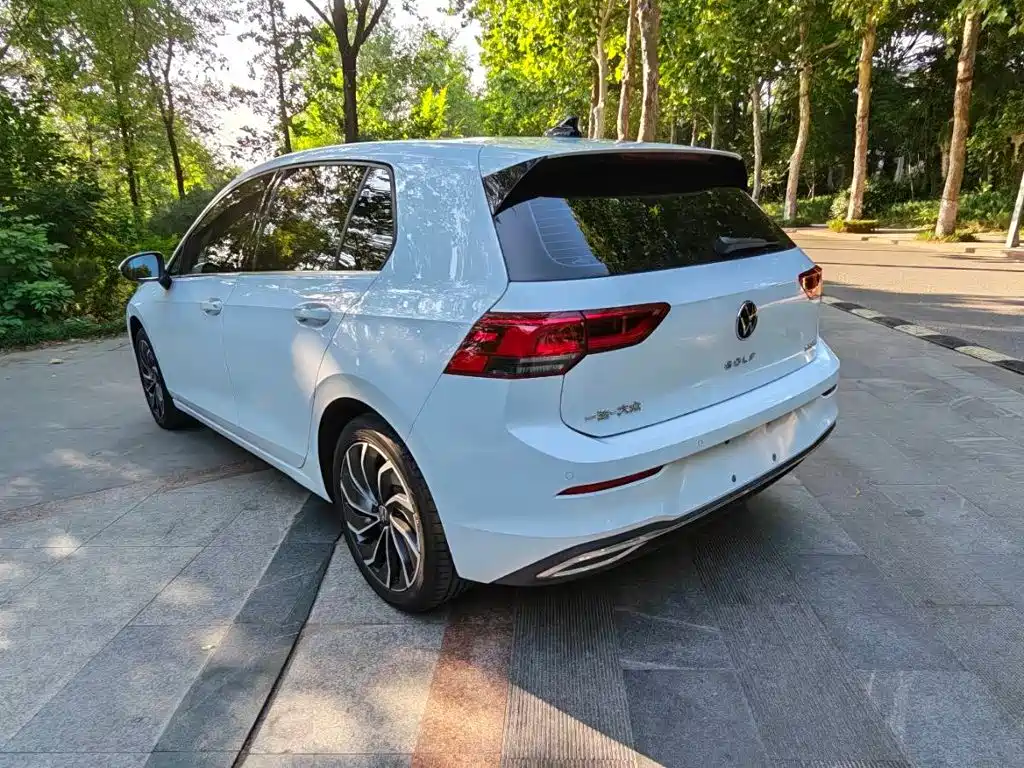 Volkswagen Golf — миниатюра 6